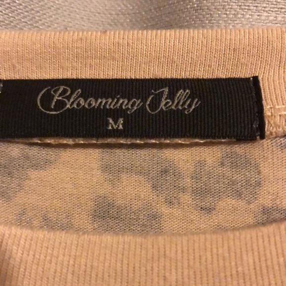 Leopard Tee - Picture 2 of 3